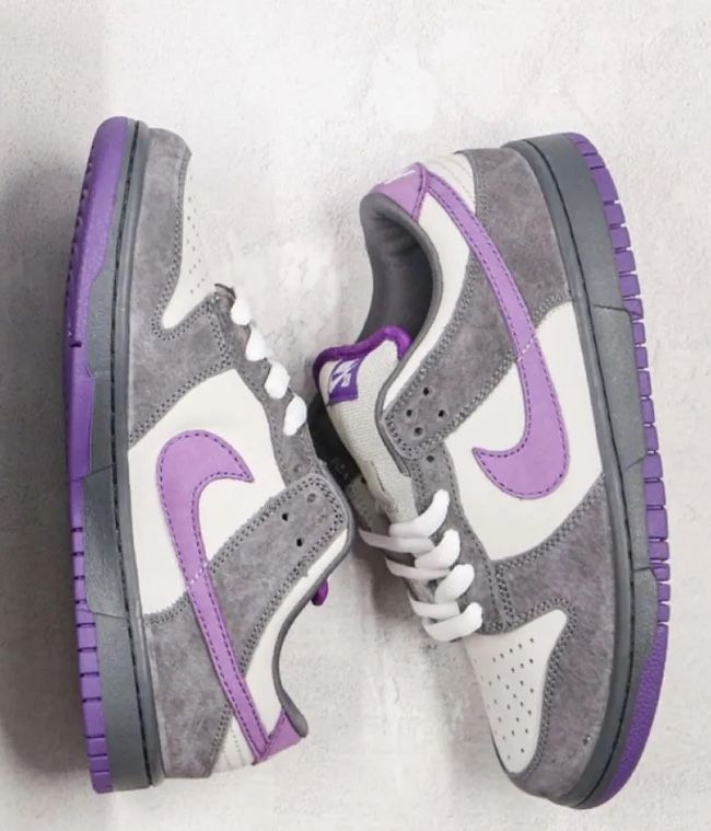 Nike SB Dunk Low Purple Pigeon