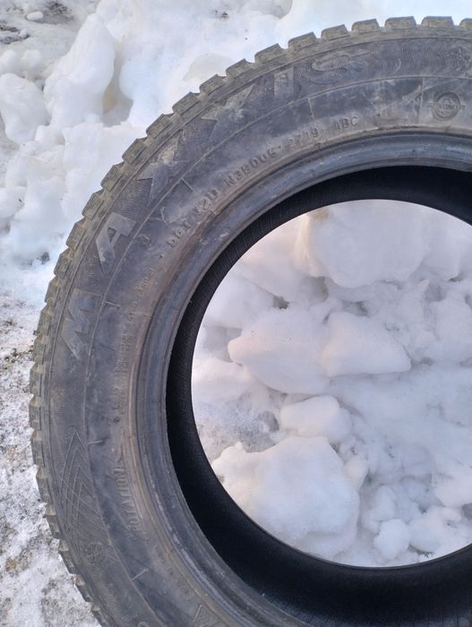 185/65 Р15 зимнии шипы цена за 3шт