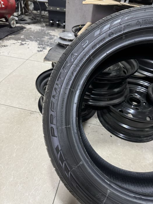 Продам балон шины 195/55/16 MAXXIS завод шины от onix