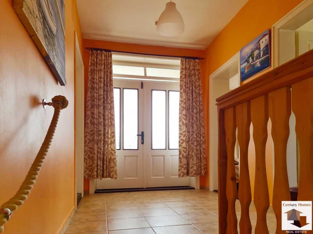 Продава се Къща в с. Никюп, Област Велико Търново - 160 кв.м за 1169 €/кв.м - Снимка #13