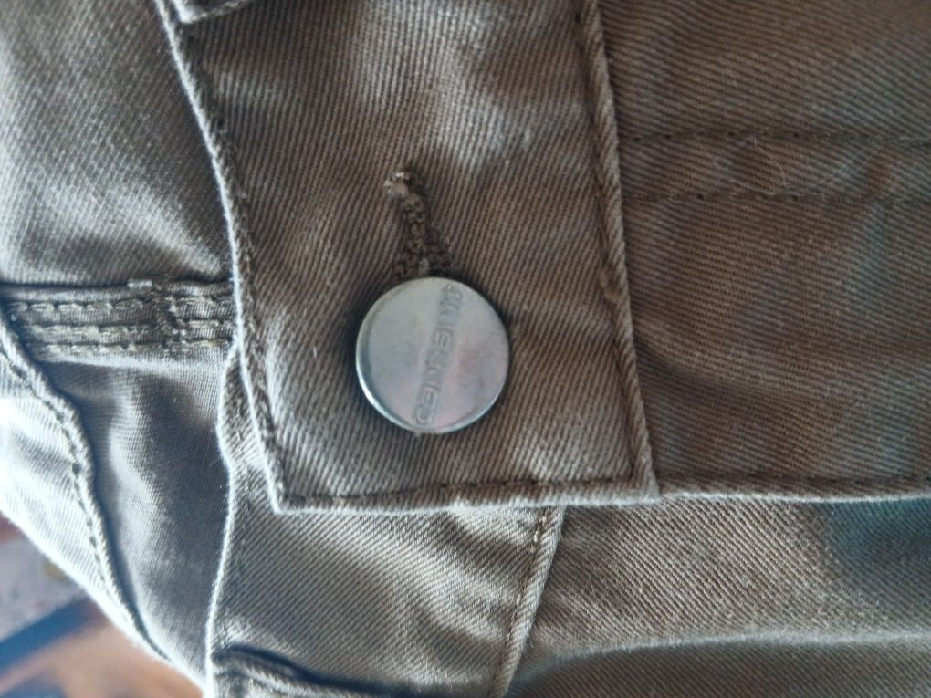 Carhartt шорти отлично състояние