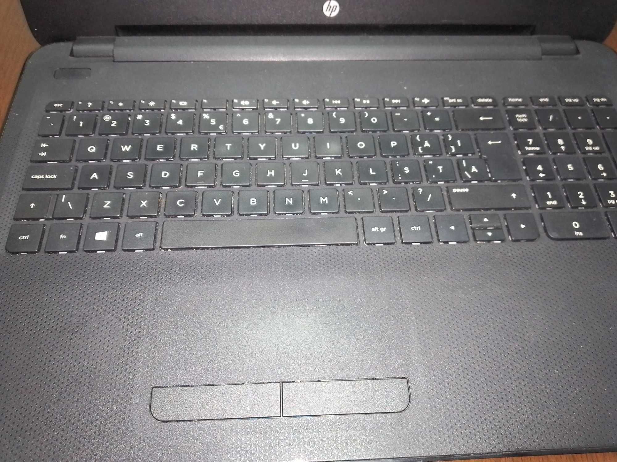 Vând Laptop HP 15 inch