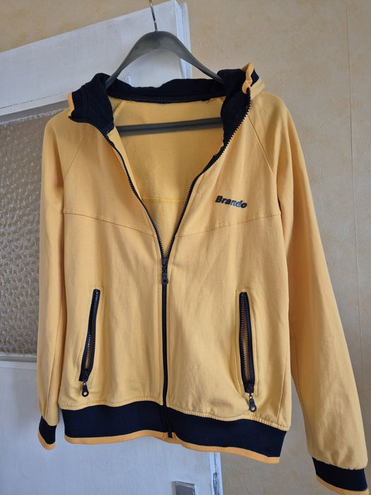 Дамски якета ветровки размер С/М