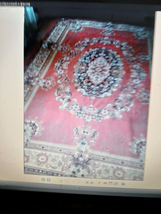 Продам ковры  и дорожка 3/1,5