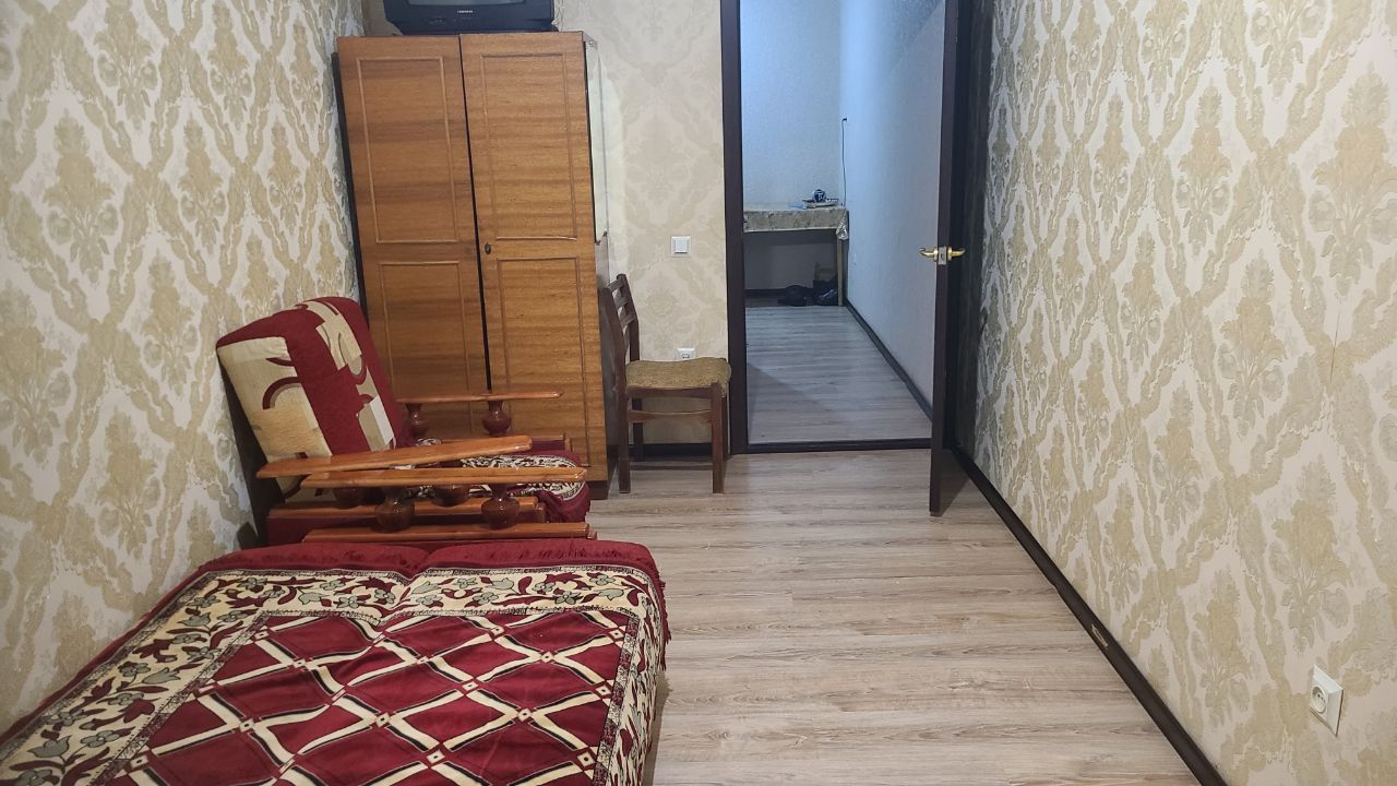 Сдаю 1комнатная квартира с обстановкой на Мирзо улугбекском районе...