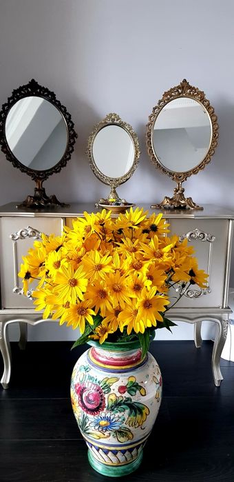 Oglindă veche din bronz