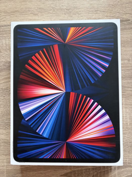 IPad Pro 12,9 5th generation + iPad Magic Keyboard