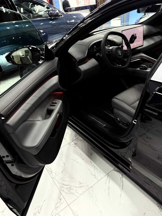 Zeekr 001 you Z sport