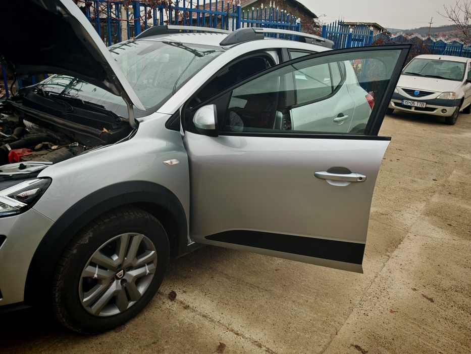 Vând Dacia sandero 2021