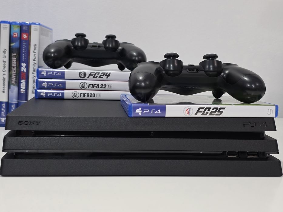 PlayStation 4 Pro, 1 Tb, Model CUH-7216B
