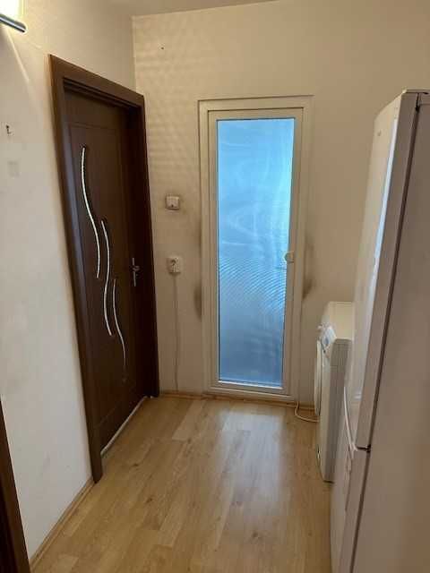 Apartament 3 camere Craiova  -  Rovine -IIRUC  70mp NEGOCIABIL