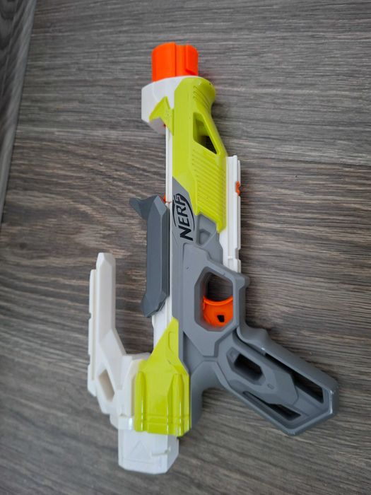 Vand  pusca Nerf
