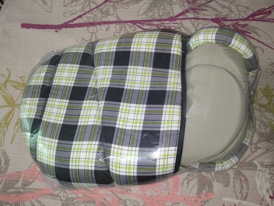 Papucel pentru pisici, 58x37x10 cm , multicolor, 1 buc