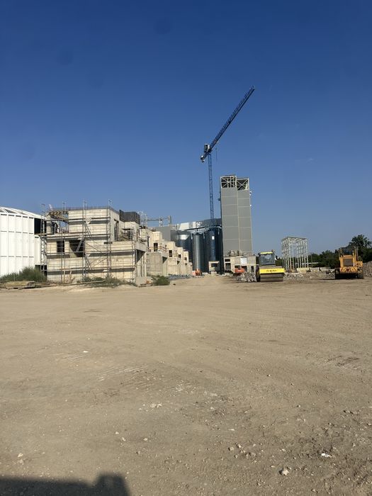 Execut instalatii electrice industriale si rezidentiale