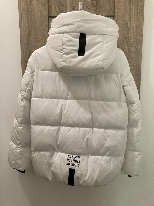 Яке Colin's ново