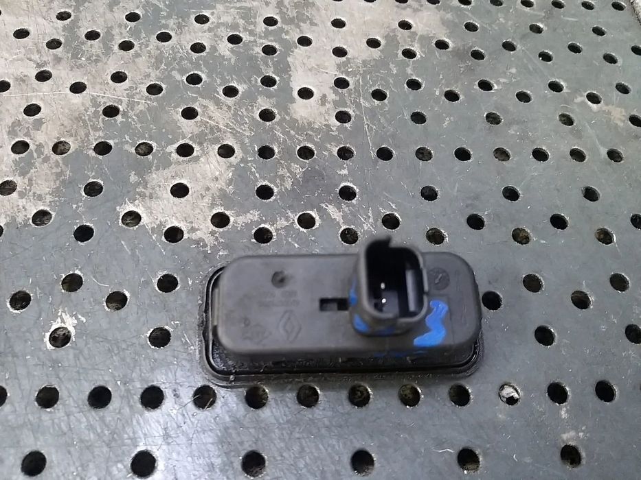 Switch deschidere haion renault megane 3 8200076256 88000001