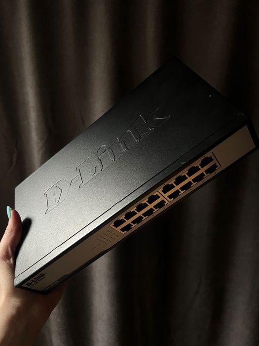 Коммутатор D-Link DES-1016D