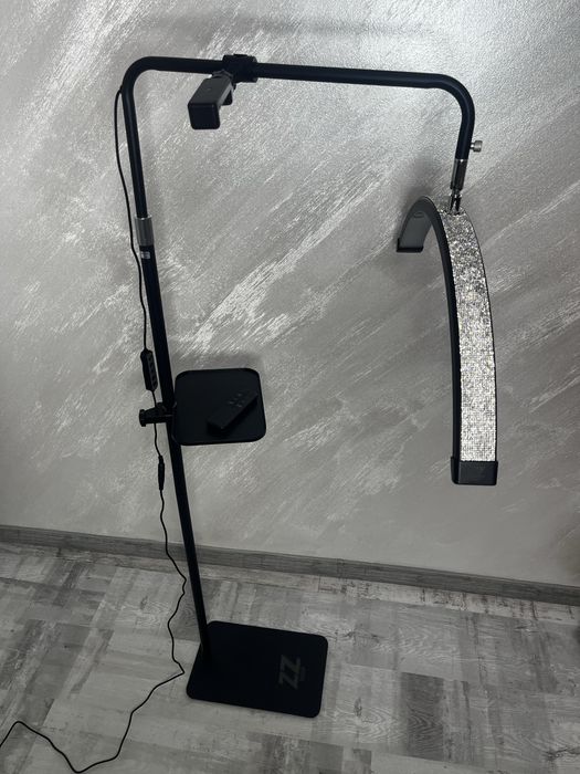 Lampa Semiluna Gene Transport Gratuit Cosmetica Tatuaje