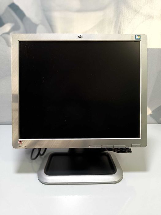 Монитор hp L1710
