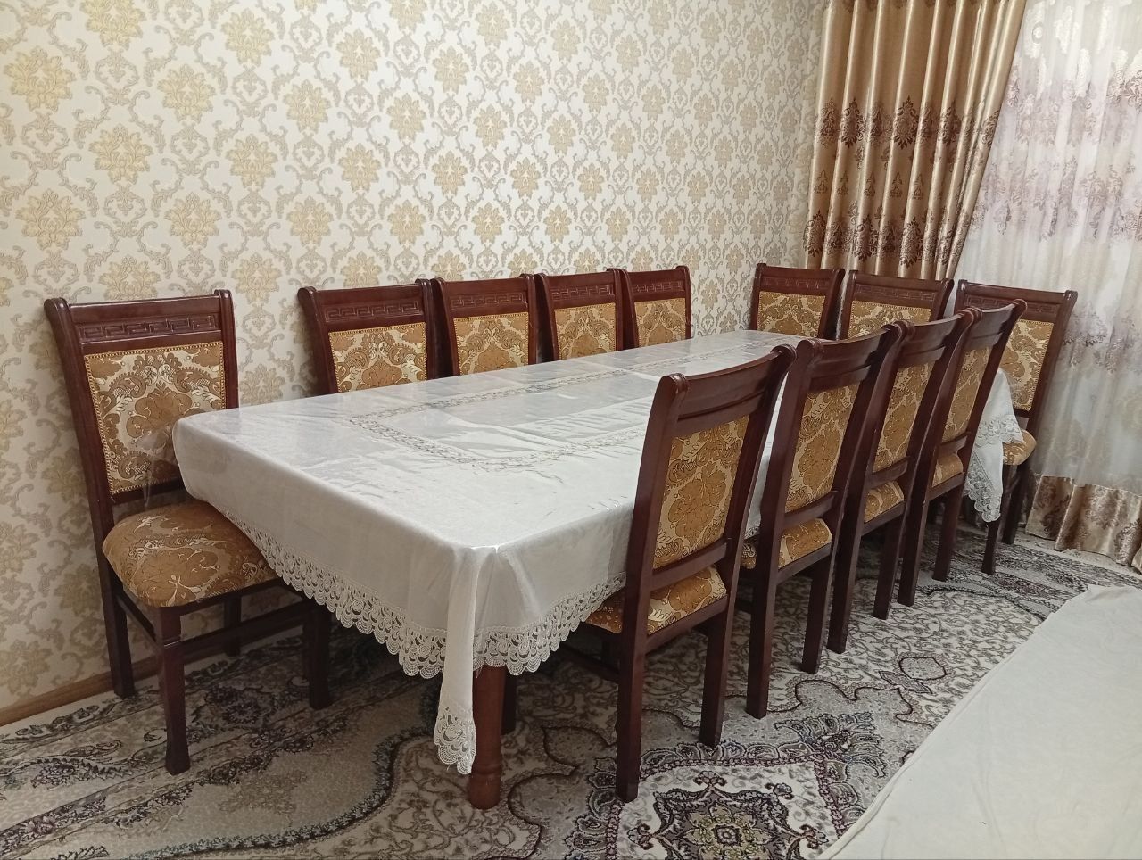 Stol stul kamplekt holati yaxshi