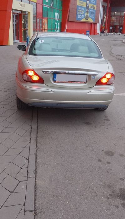 Ocazie Jaguar x Type 2.0 diesel 2000 euro