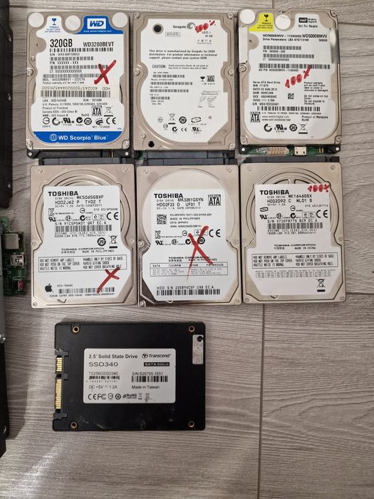 Lot 15 hard-uri HDD de 3,5 si 2,5 functionale si nefunctionale