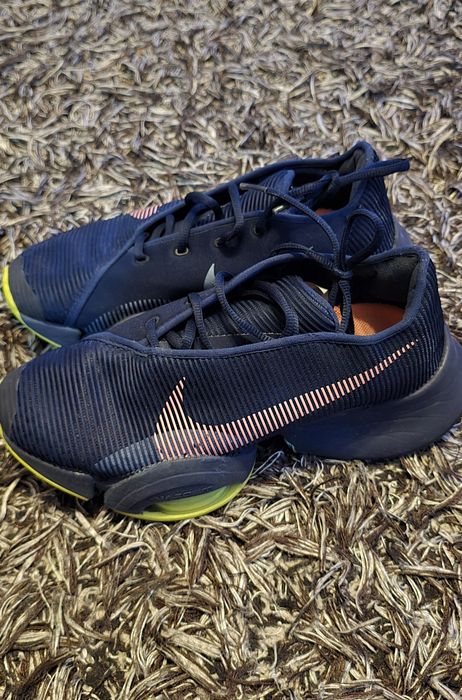 Adidasi Nike superrep