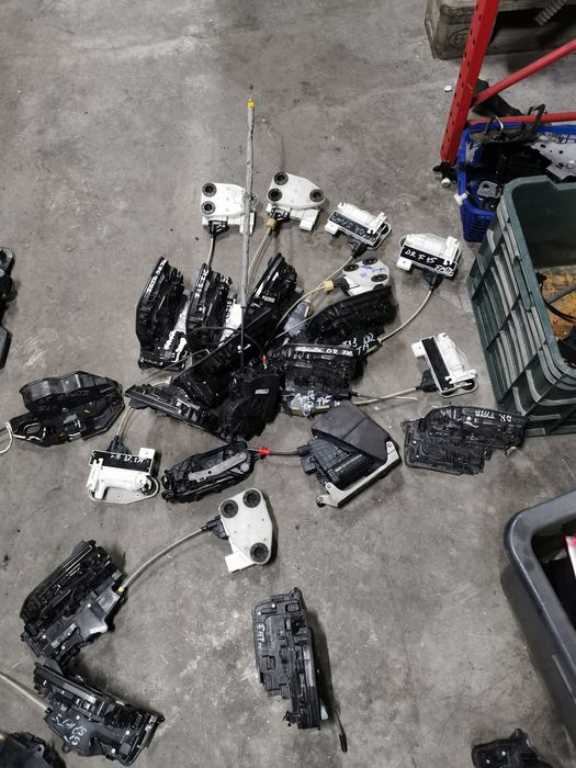 Încuietoare broască ușa soft close bmw x5 x6 f15 f16 2017 volan pe sta