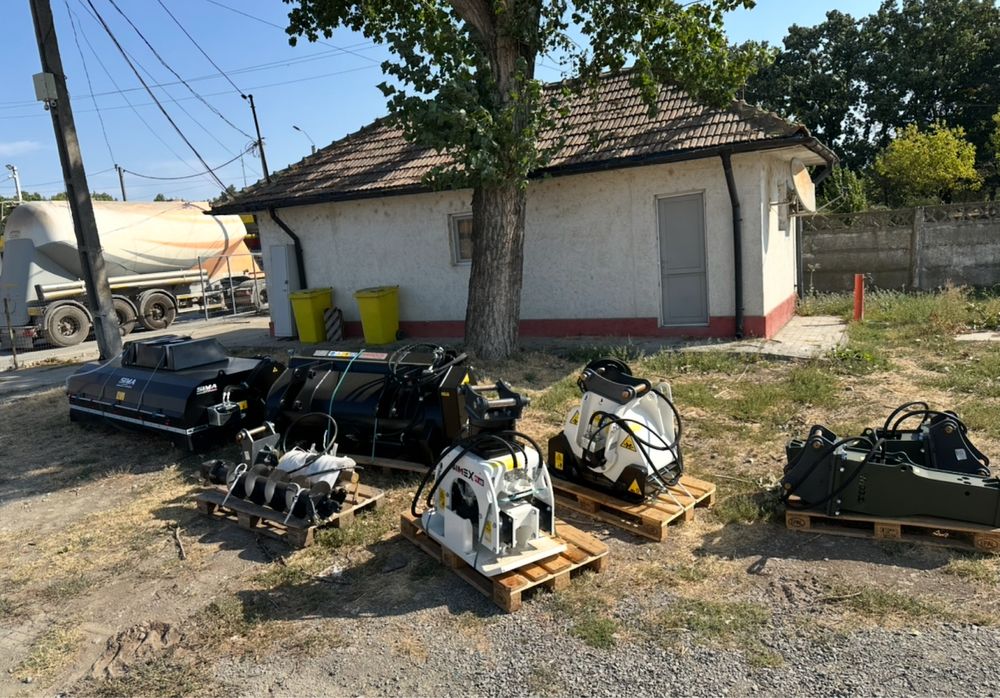 Inchiriez excavator 23t, 14t