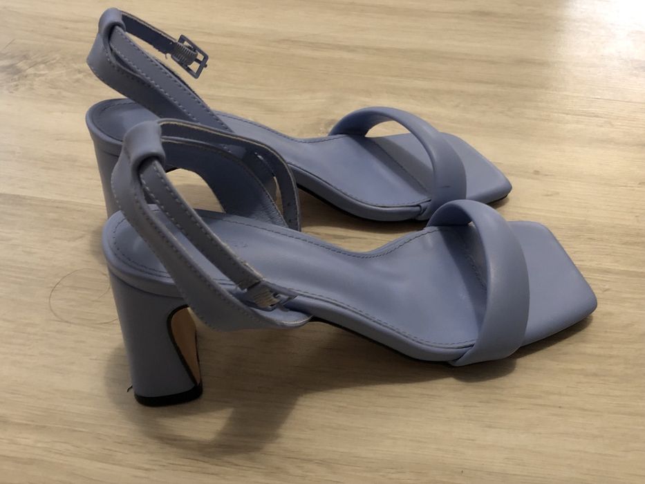 Sandale albastre cu toc 7 cm