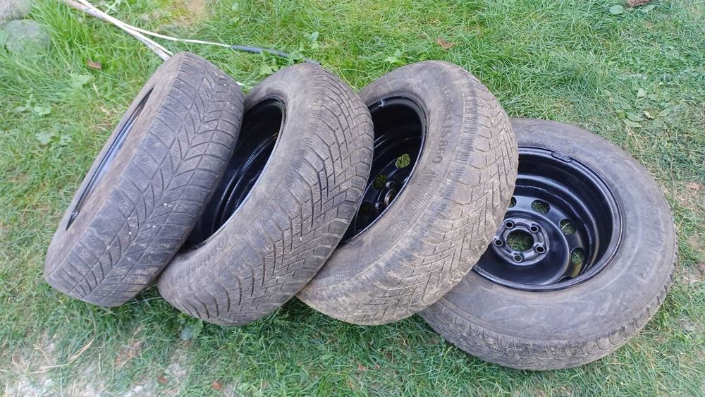Vand 4 jante r14 de volkswagen golf 4