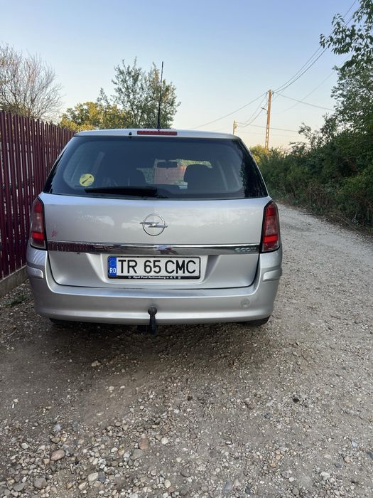Opel astra H 1,7
