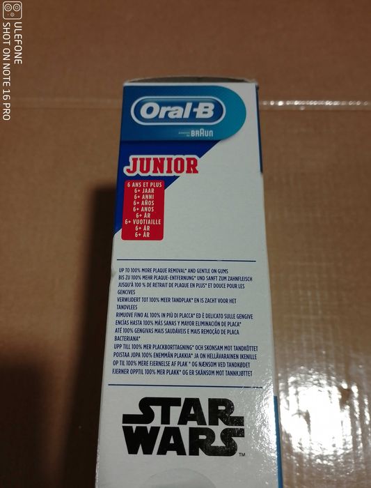 Periuta de dinti Oral-B Pro2 Junior Star Wars Noua