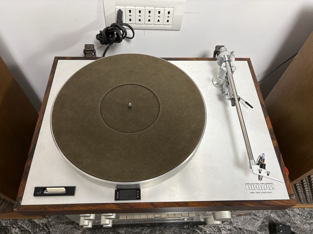 Pickup Luxman PD 272