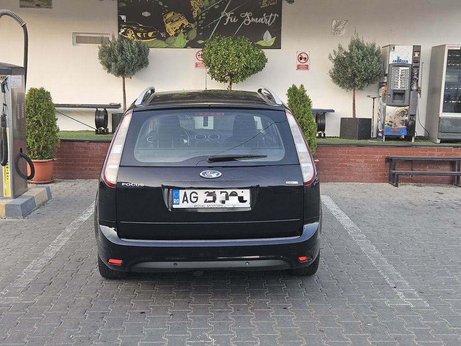 FORD FOCUS TITANIUM  2.0 Tdci  140Cp An 2010