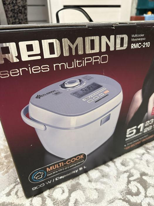 Мультиварка Redmond series multipro RMC-210