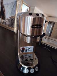 Кофеварка Delonghi