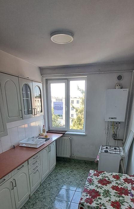 Apartament  2 camere, zonă centrala - Calea București