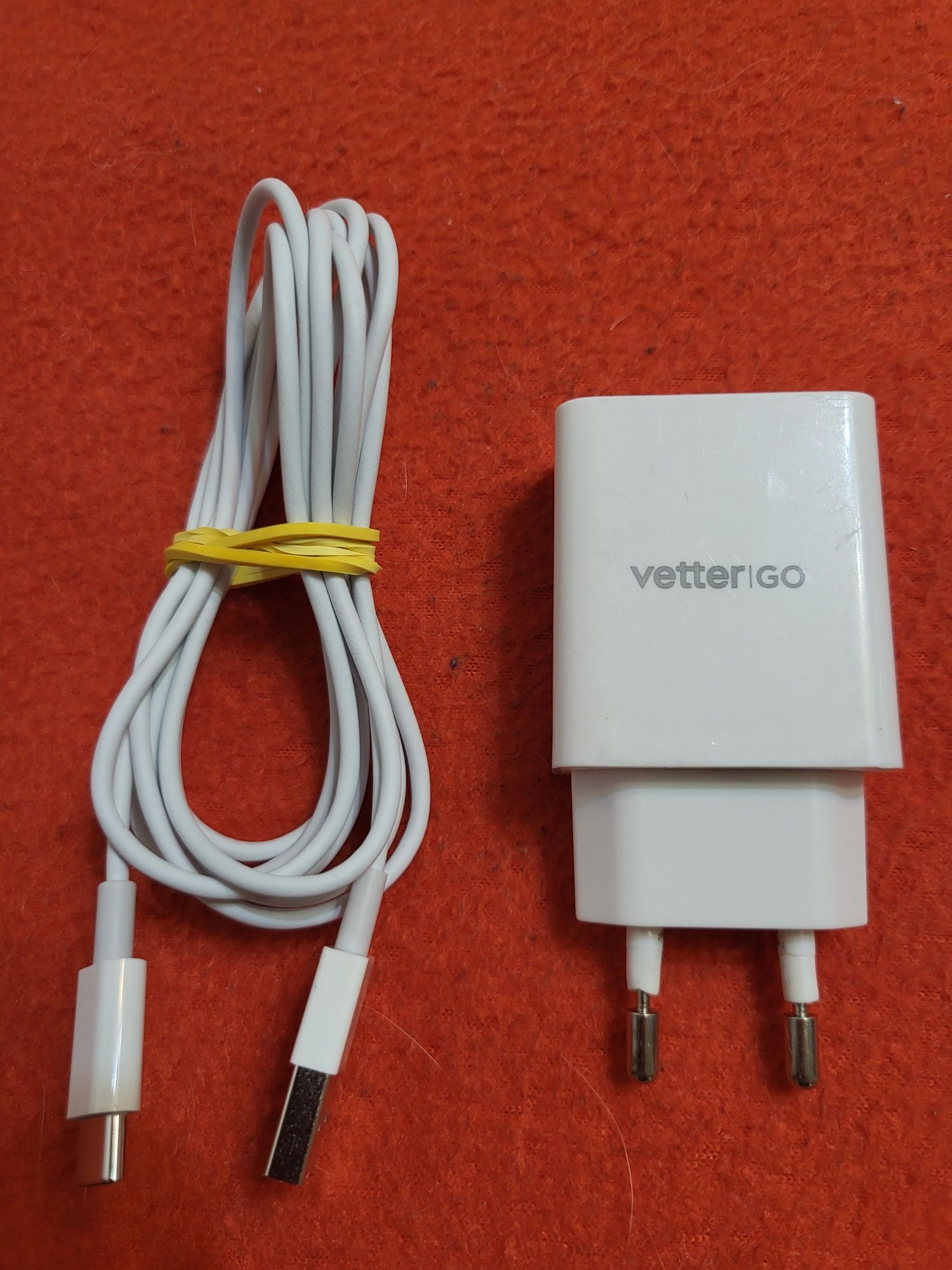Charger Vetter GO 5Volti/3,1 Amper, cu cablu TypeC 2 metri -35 LEi