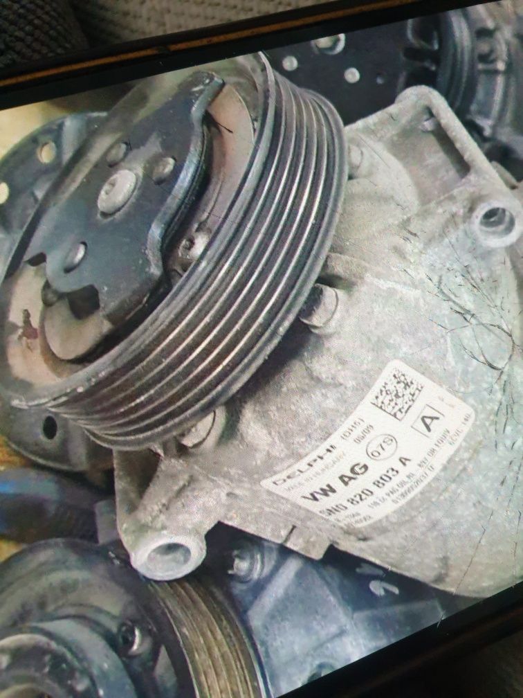 Compresor ac clima vw seat skoda audi 1K0 820 859F 5N0 820 803 A