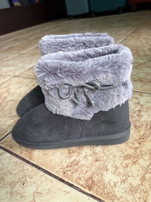 Меки детски боти 34/35 номер нови