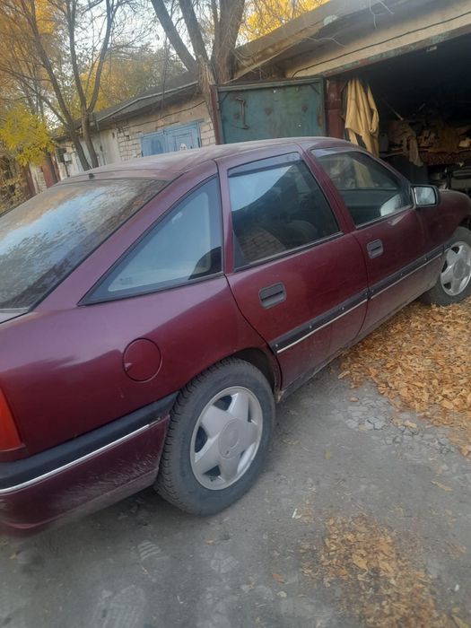 Продам Opel Vectra 1995