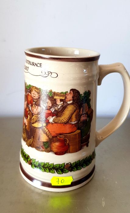 Halbe de bere vechi din porțelan