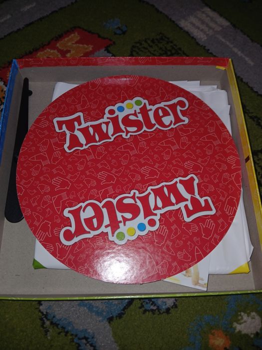 Joc Twister, nou