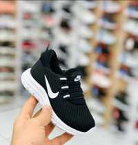 Adidasi copii din pânză groasă ,Nike

Negru 26 27 29 30 32 

Roz 22 22