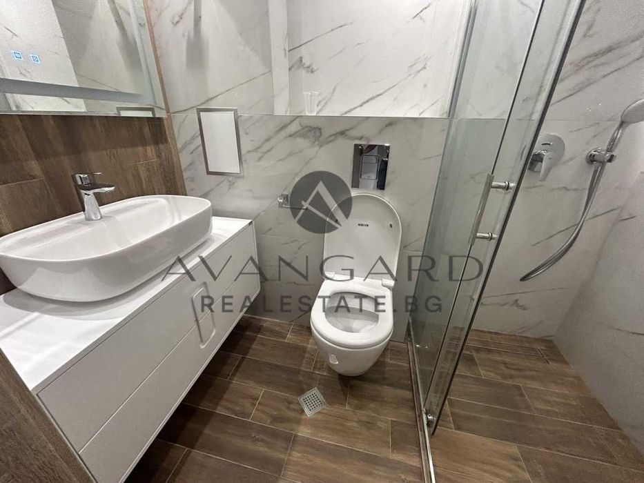 Продава се Четиристаен апартамент в Пловдив, Христо Смирненски - 109 кв.м за 1397 €/кв.м - Снимка #3