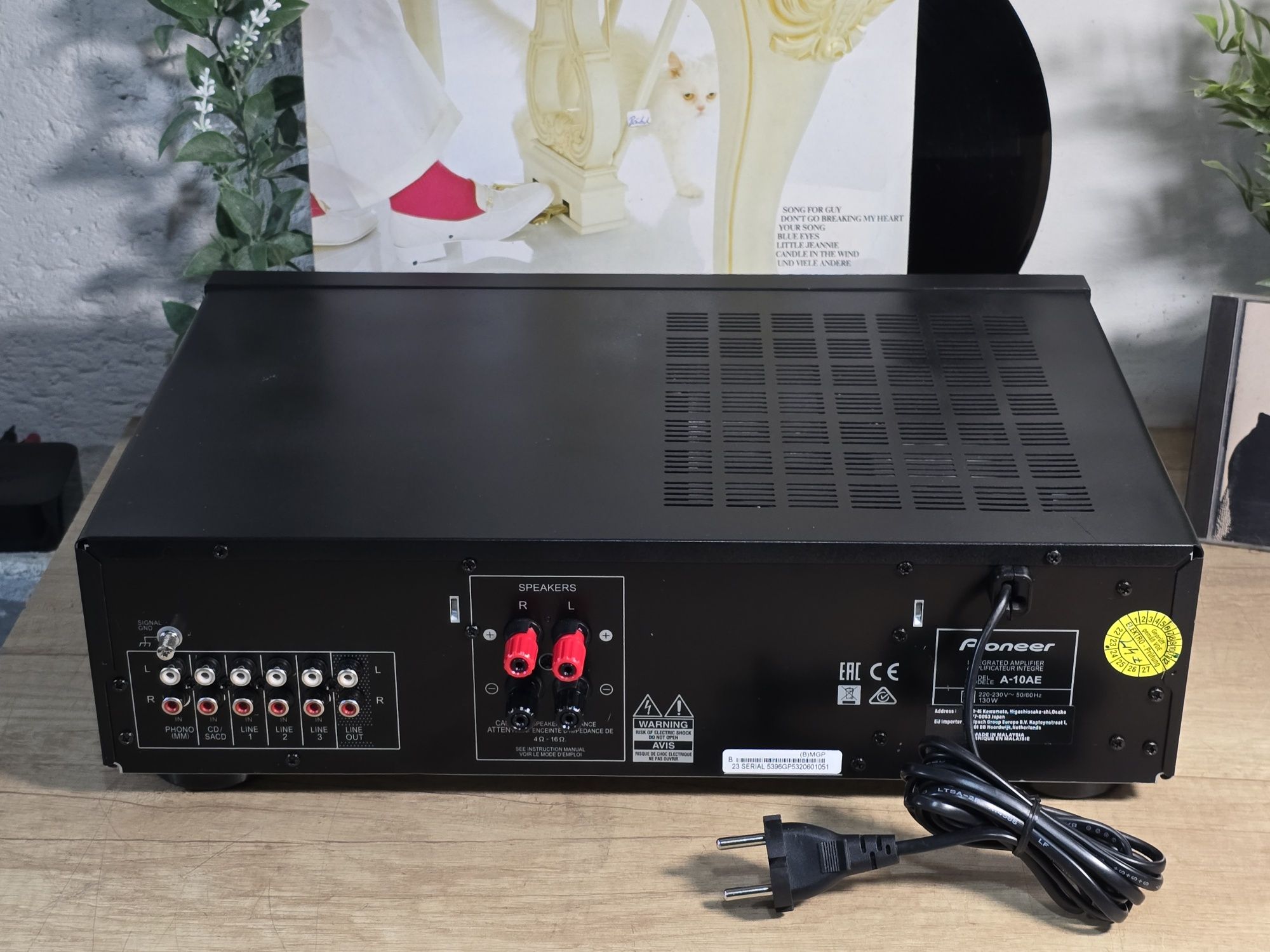 Amplificator stereo PIONEER A-10AE, 2x50w negru