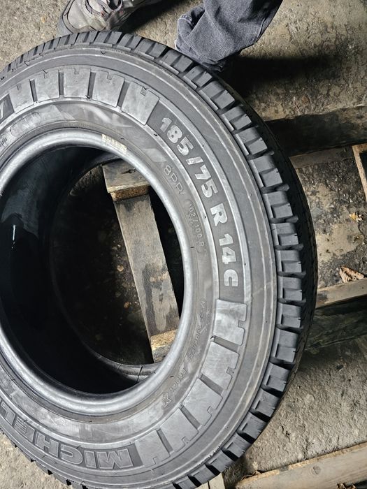 2 anvelope 185 75 14C Michelin