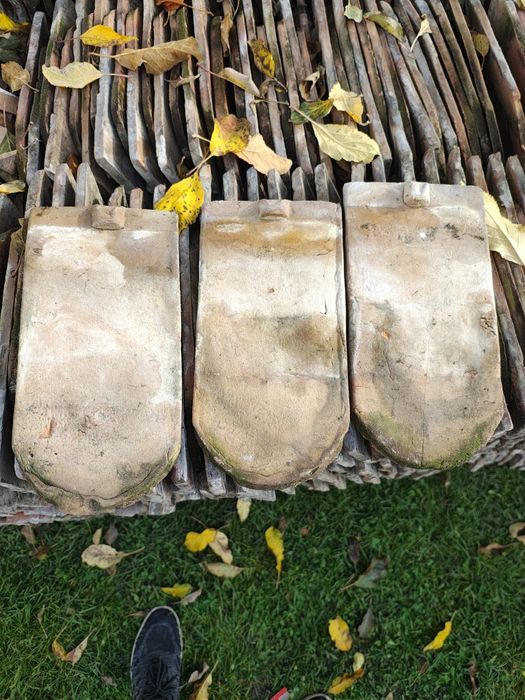 Țiglă veche, tip solzi