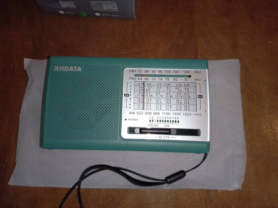 XHDATA D-219 D219 Green 9K портативно (джобно; малко) радио